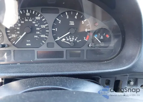 2003 BMW 325Xi z USA, uszkodzony, nr VIN WBAEU33443PM57946